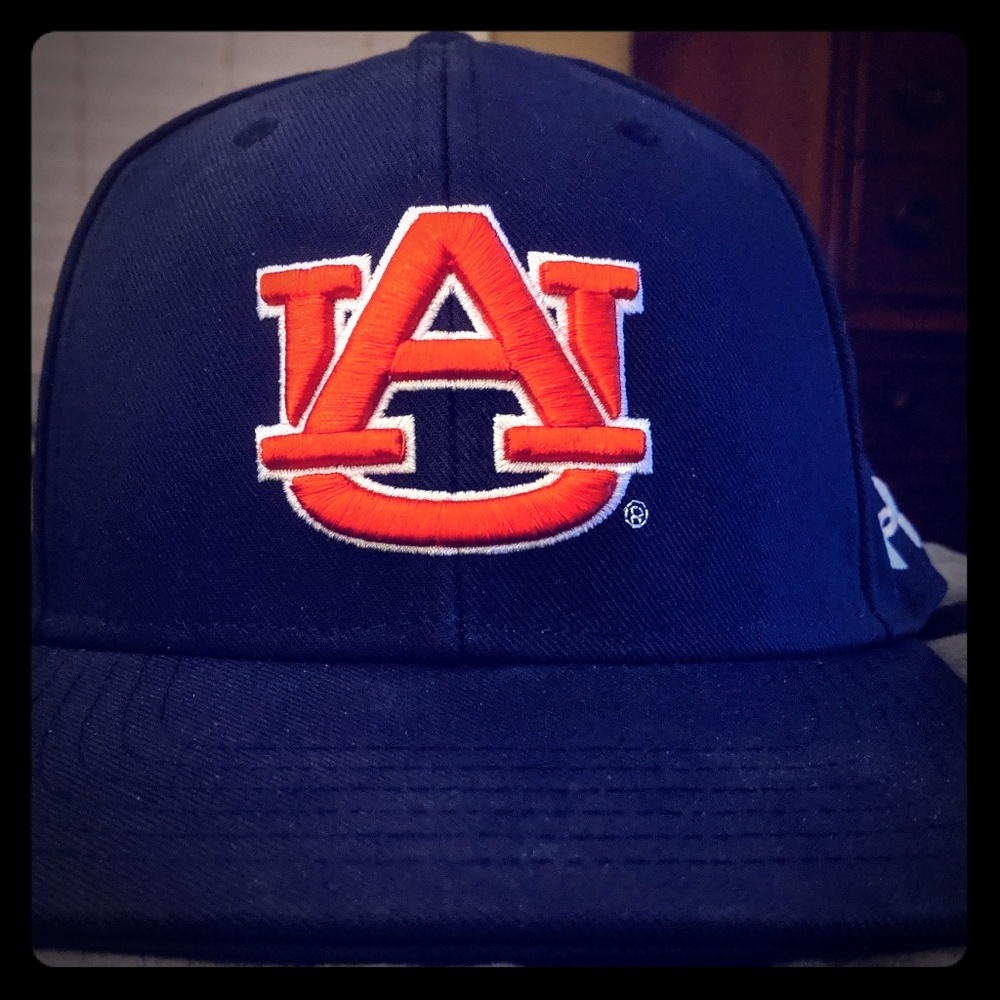 Under Armour Auburn Tigers Gameday Baseball Cap
